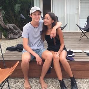 Meet your Posher, Zed